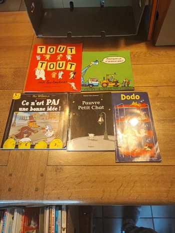 Lot livre école des max