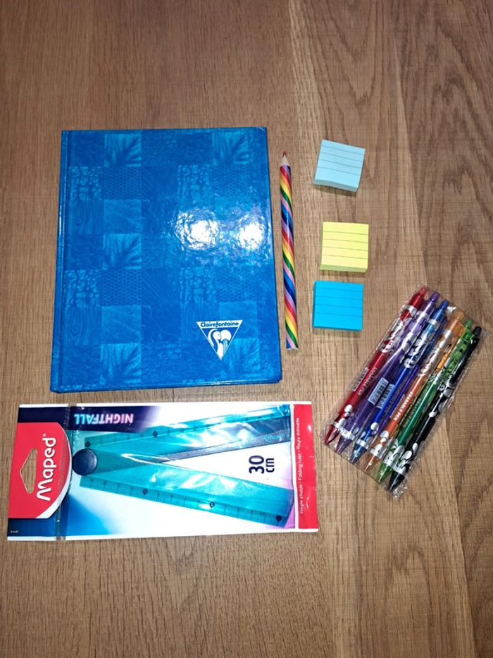 Lot papeterie : clairefontaine bleu