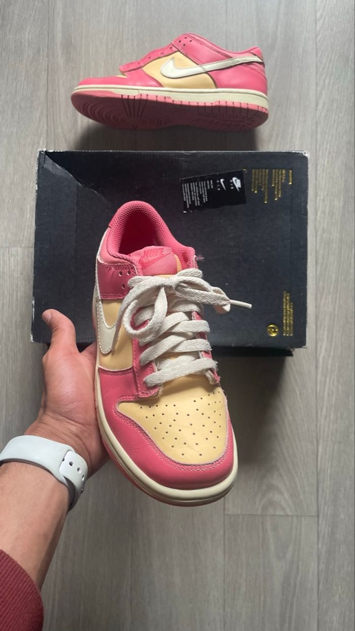 Nike Dunk Pink Cream Original 37.5 - photo numéro 2