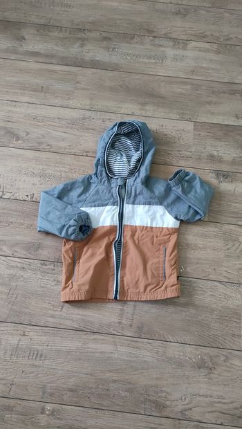 Blouson, veste imperméable Obaibi taille 18 mois.