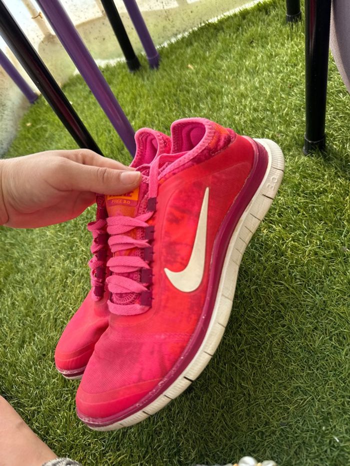 Basket Nike taille 37,5