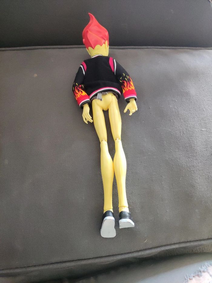 Poupée monster high heath burn - photo numéro 4