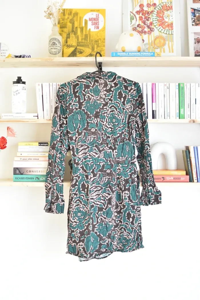 Robe Sud Express en taille M - Très bon état - photo numéro 5