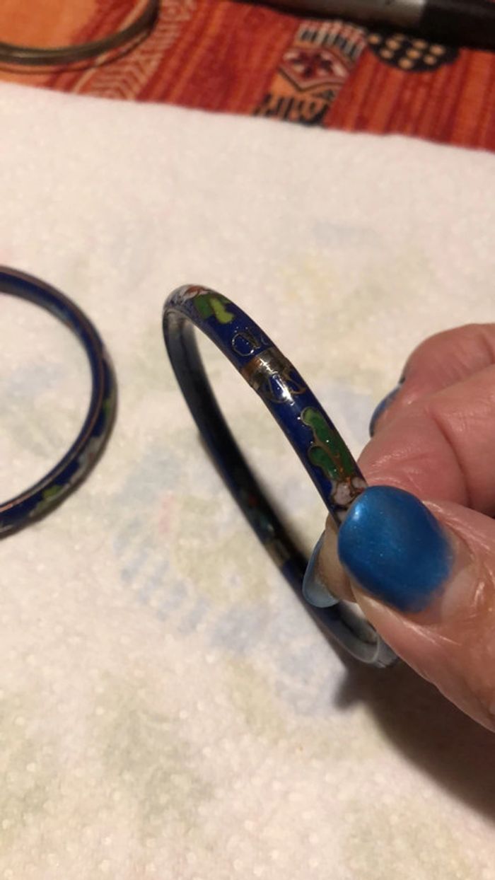 Lot de deux bracelets cloisonnés marine et fleuris - photo numéro 2