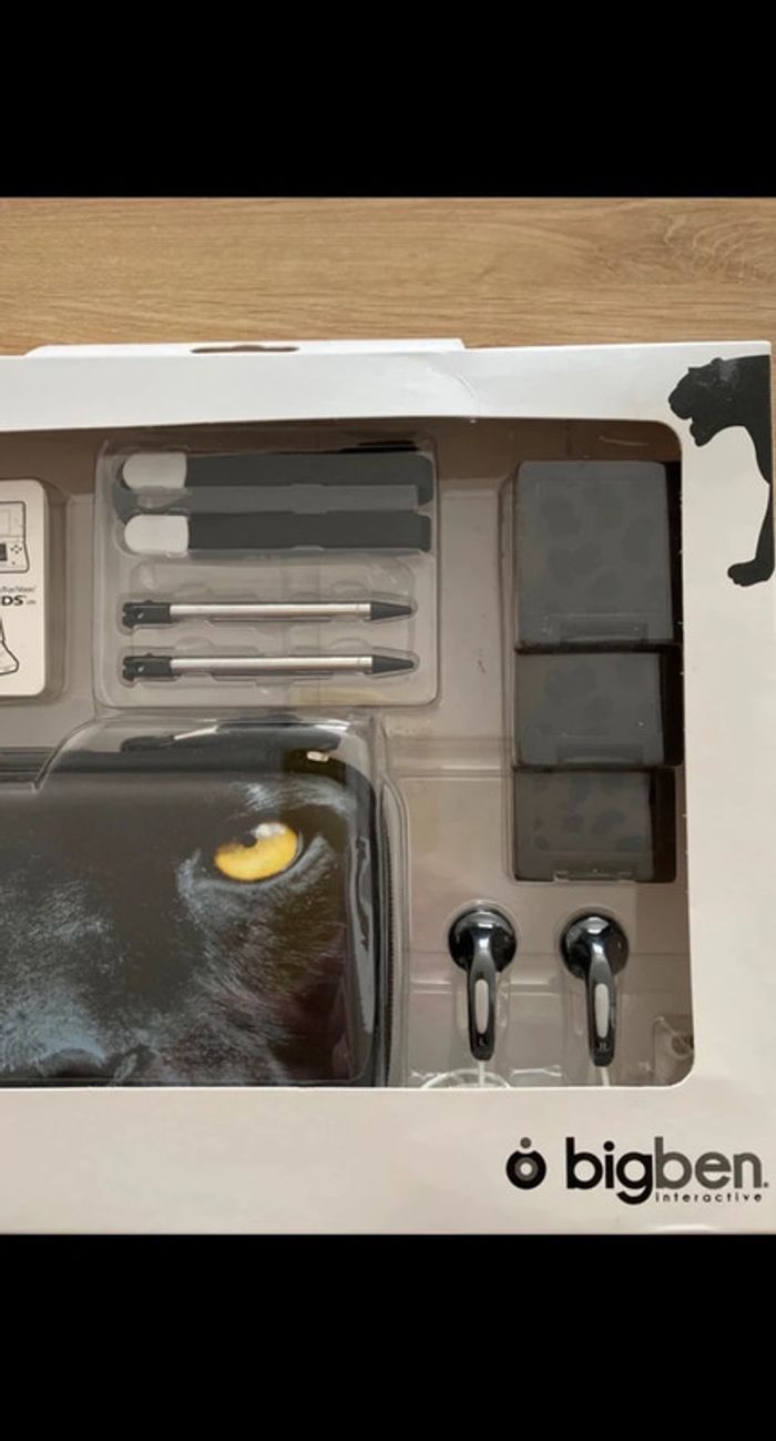 Coffret accessoires pour Nintendo 3 DS neuf - photo numéro 4