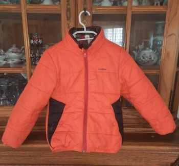 Manteau réversible bicolor taille 6/7 ans