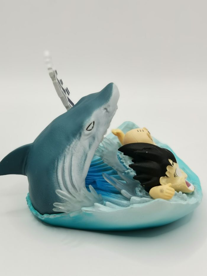 Figurine Son Goku x Krillin Attaque De Requin Dragon Ball - photo numéro 2