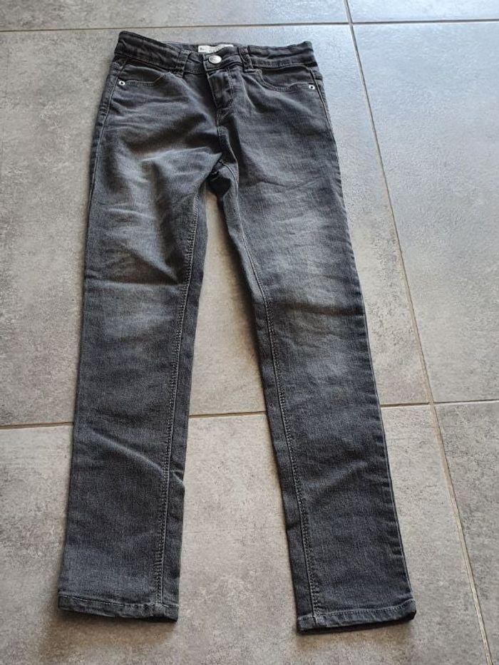 Jeans super skinny kiabi gris 9 ans neuf