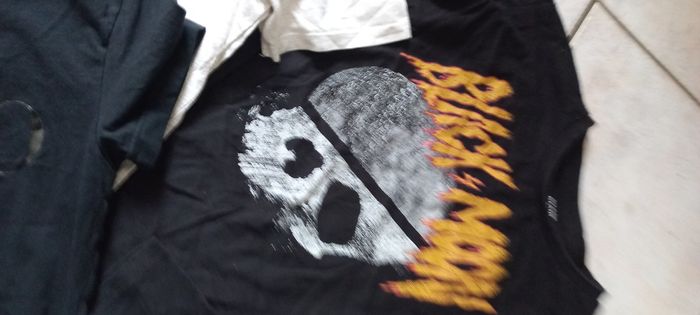 Lot n°3 , 2 jean et 4 tee shirt - photo numéro 5