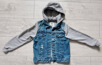 Blouson en jean bleu garçons taille 6-7ans