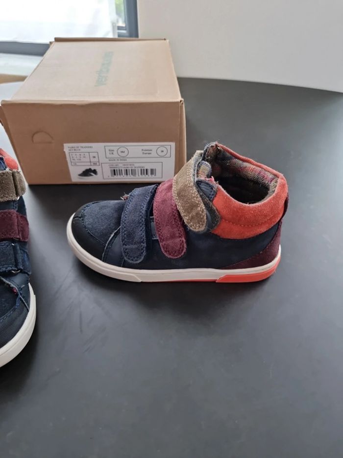 Baskets tout cuir véritable pointure 28 - photo numéro 5