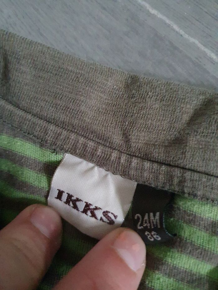 Maillot t-shirt polo 24mois garçon - photo numéro 3