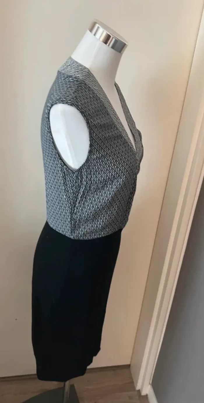 123 robe sans manche imprimée taille 36 - photo numéro 5