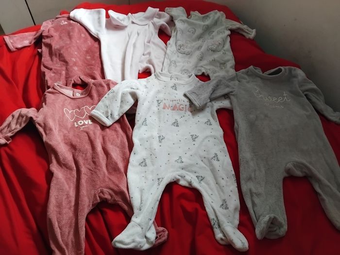 Lot pyjjama velours 3mois - photo numéro 2