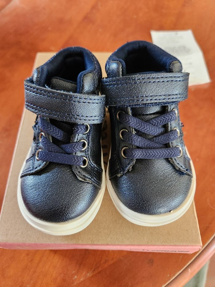 Baskets fille taille 18, bleu marine - photo numéro 2