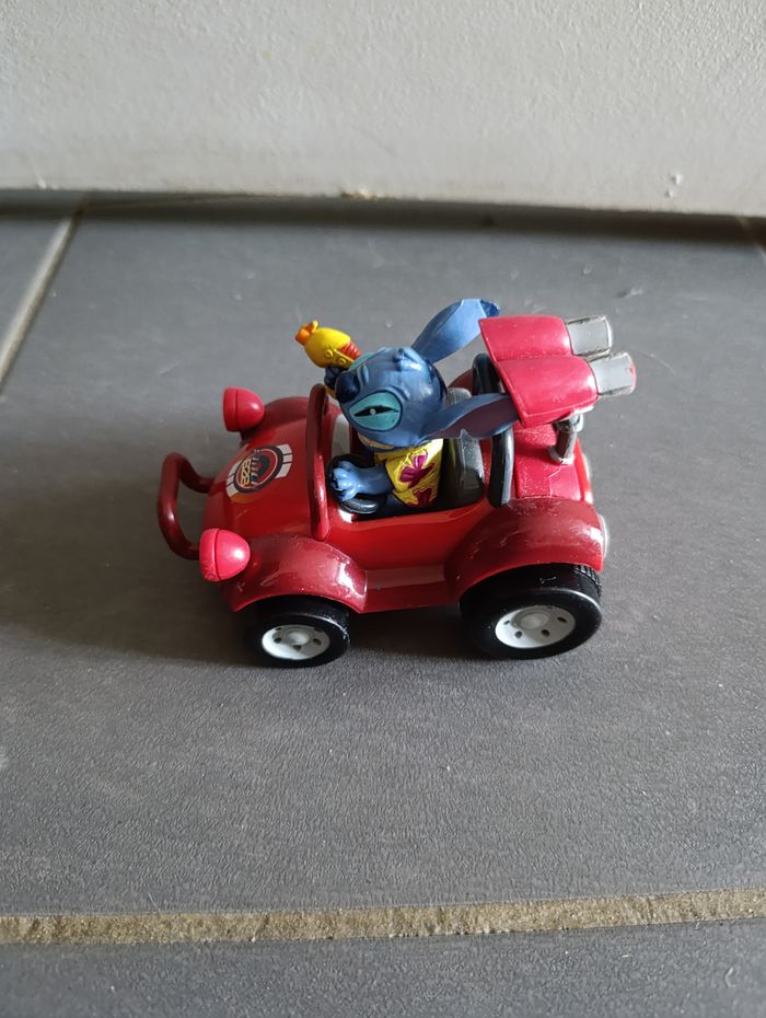 Voiture stitch - photo numéro 2