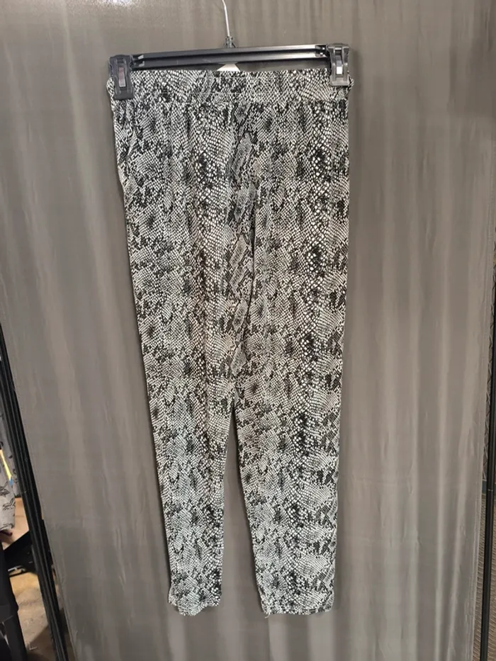 316759 pantalon noir/blanc femme S 9th avenue - photo numéro 2