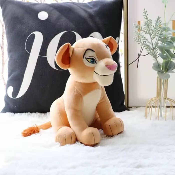 Peluche Nala 30cm Le Roi Lion NEUVE