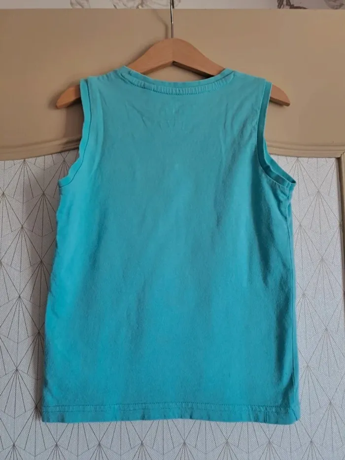 Débardeur garçon turquoise palomino 6 ans 1 micro tâche qu'on ne voit pas - photo numéro 2