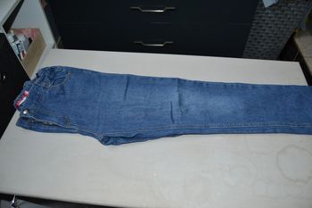 jeans.