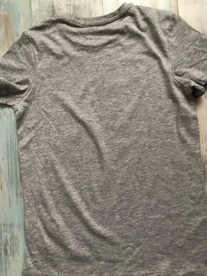 Tee-shirts neufs - photo numéro 5