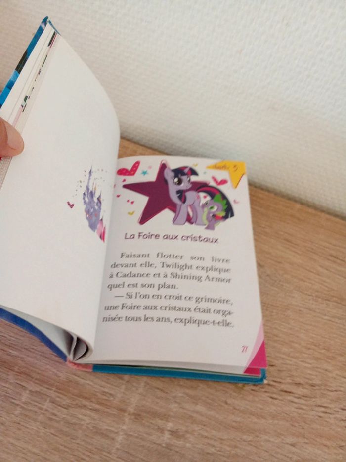 Livre my little pony no 9. La bibliothèque rose - photo numéro 4