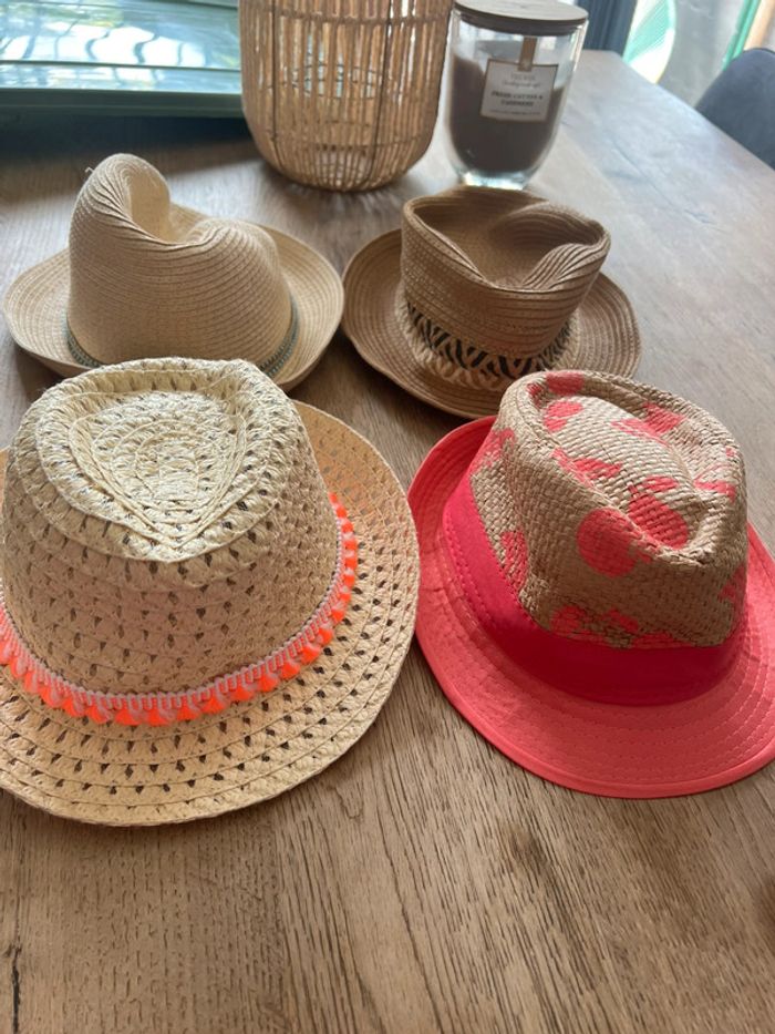 Lot chapeaux filles 🌸 - photo numéro 2