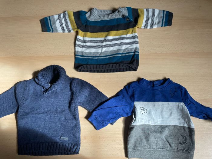 Lot de 3 pulls garçon taille 6 mois