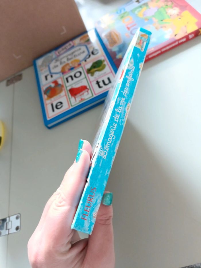 L'imagerie de la vie des enfants édition Fleurus - photo numéro 3