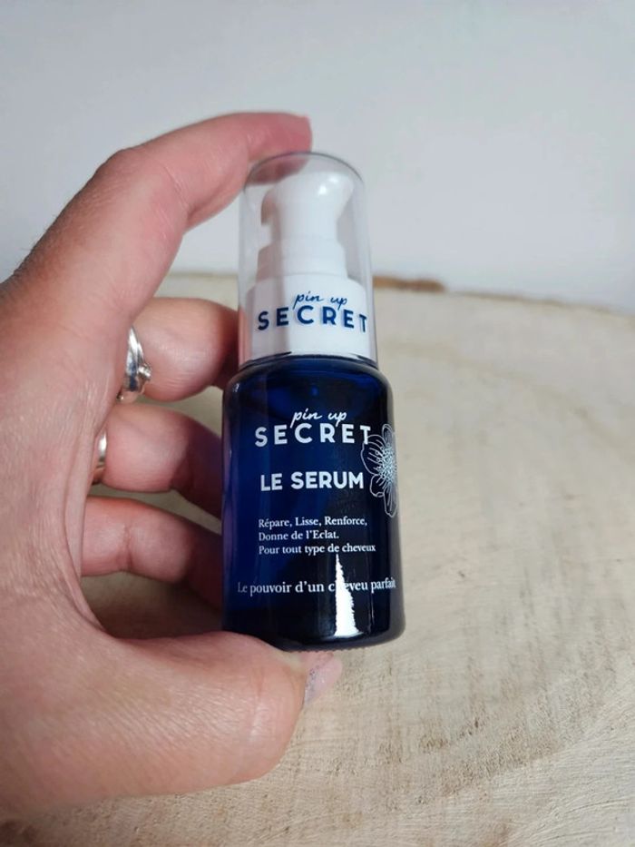 Sérum et Soin Profond Cheveux Pin Up Secret 💙 - photo numéro 2
