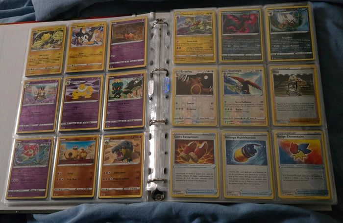 Cartes pokémon reverse évolution céleste - photo numéro 2