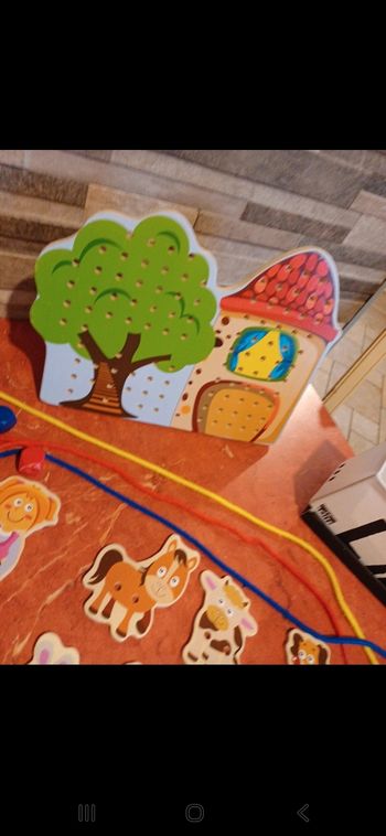 Jeu d enfilage Playtive