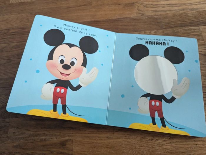 Livre miroir Disney Baby - Fais comme moi - NEUF - photo numéro 2