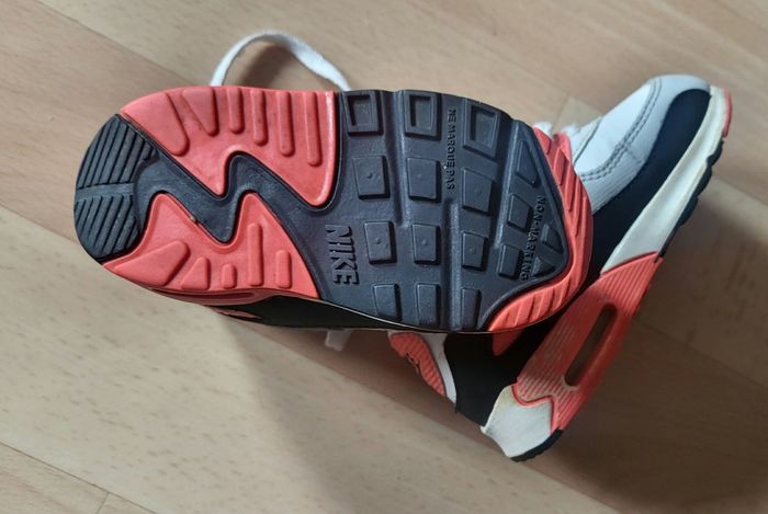 Basket enfant taille 22 - photo numéro 3