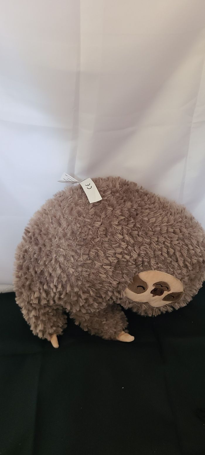 Oreiller paresseux en peluche Mania - photo numéro 3