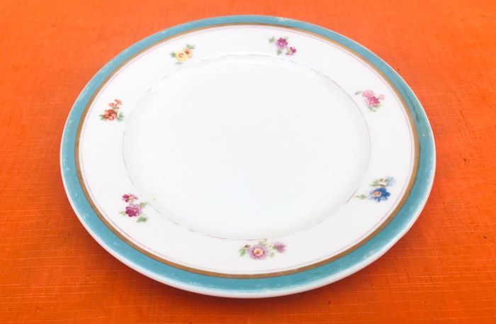 4 assiettes Fromage / Dessert U.M.L (Union Marc Larchevêque) France - photo numéro 6