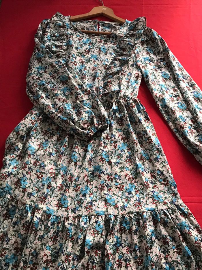 Robe longue à manches longues marque Glamourous taille 34 - photo numéro 18