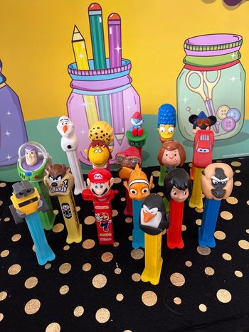 Pez figurine collection