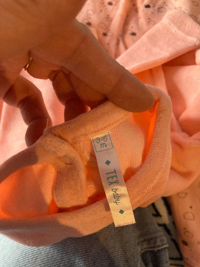 Pyjama deux pièces 6 mois - photo numéro 4