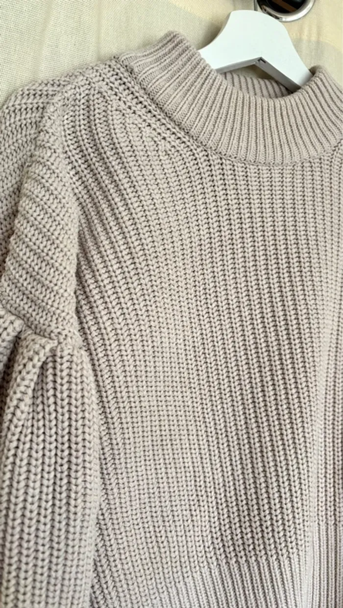 Pull beige manches ballons H&M - photo numéro 2