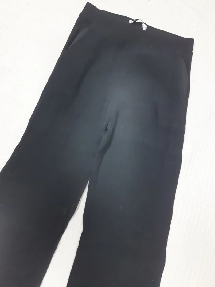 Pantalon noir Bershka T38 - photo numéro 2
