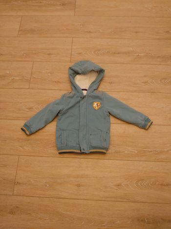Gilet polaire à capuche