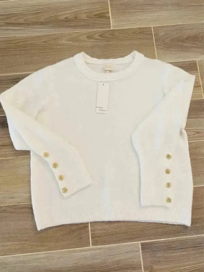pull blanc cassé et boutons manchette fleurs or - photo numéro 2