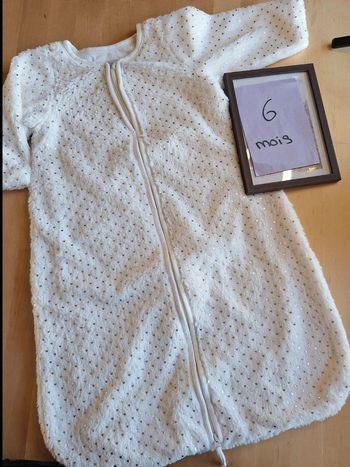 Gigoteuse pour fille taille 6 mois Marque premaman très bon état