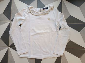 T shirt manches longues col doré et motif coeur Okaïdi 5 ans