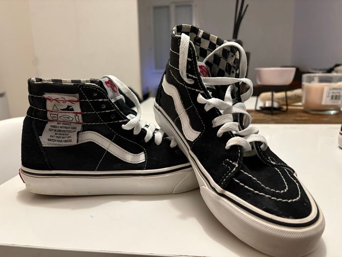 Basket vans