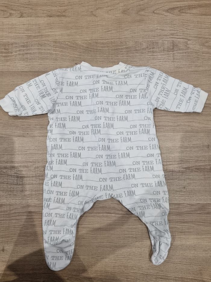 Pyjama/Dors-Bien Bébé 3 Mois "On The Farm" Très Bon État - photo numéro 2