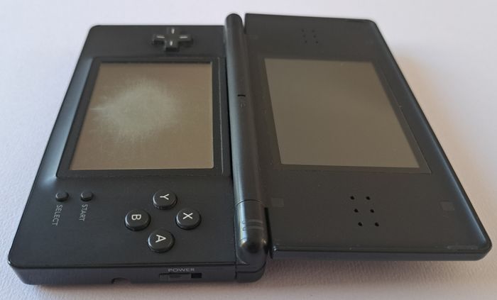 🎮 Console semi fonctionnelle Nintendo DS Lite noire - photo numéro 9