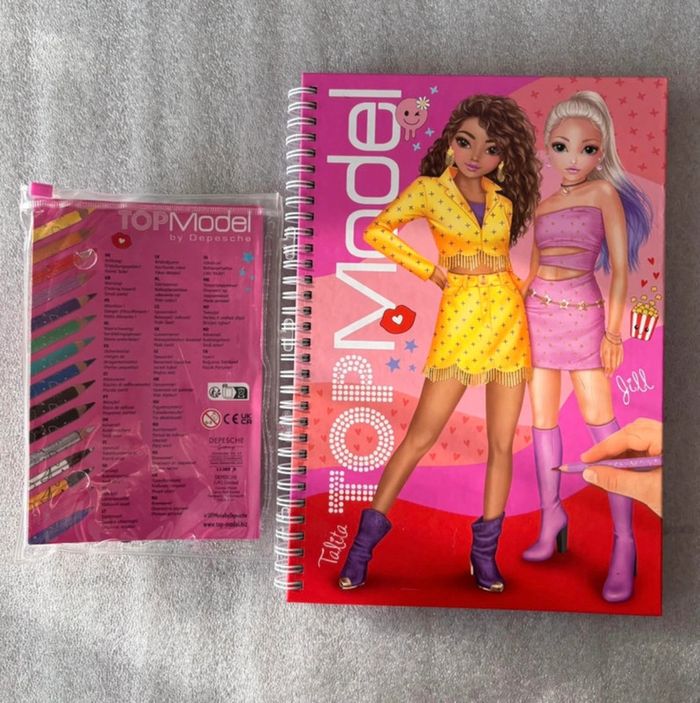 Lot topmodel créatif mode dessin livre d'amis anniversaire fille - photo numéro 2