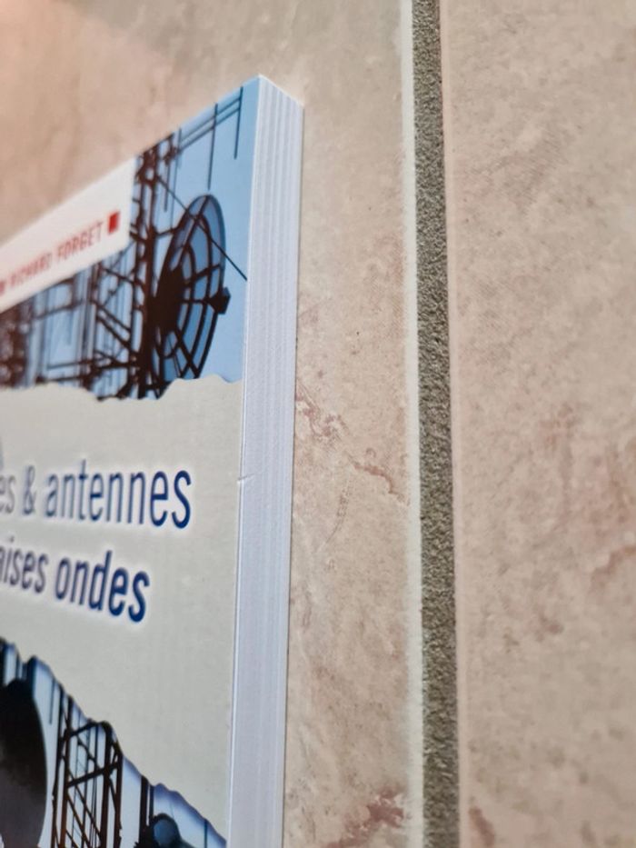 Livre portable antenne neuf - photo numéro 3